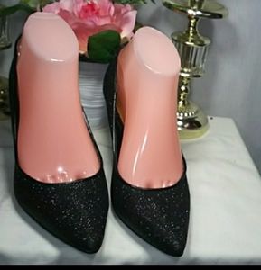 Black shimmering low heels